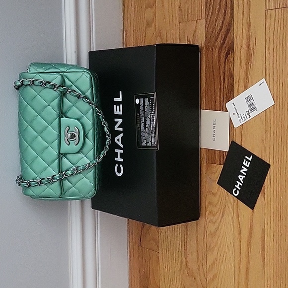 Chanel Mini Bag - Picture 1 of 8